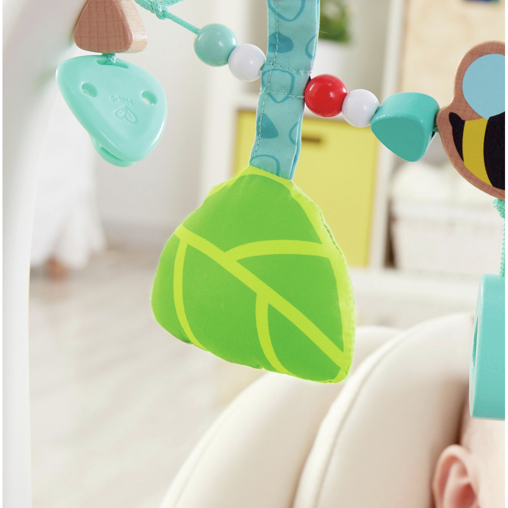 Chaine de landeau avec abeille Chaine de landeau avec abeille