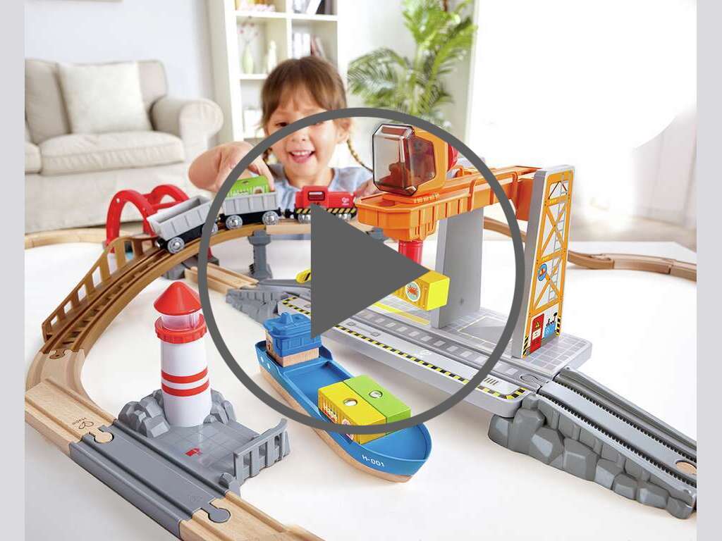 Circuit de train de cargaison avec port maritime Circuit de train de cargaison avec port maritime