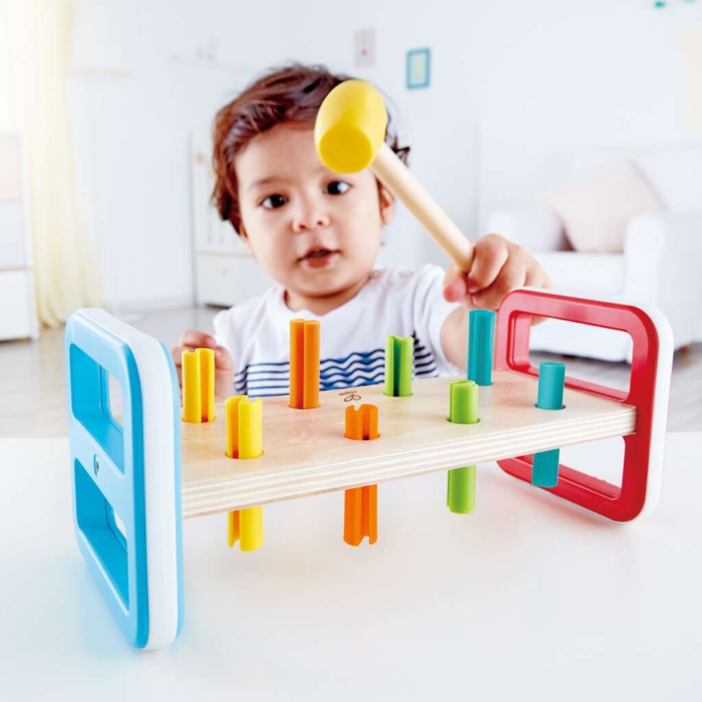 Banc à marteler arc-en-ciel Banc à marteler arc-en-ciel