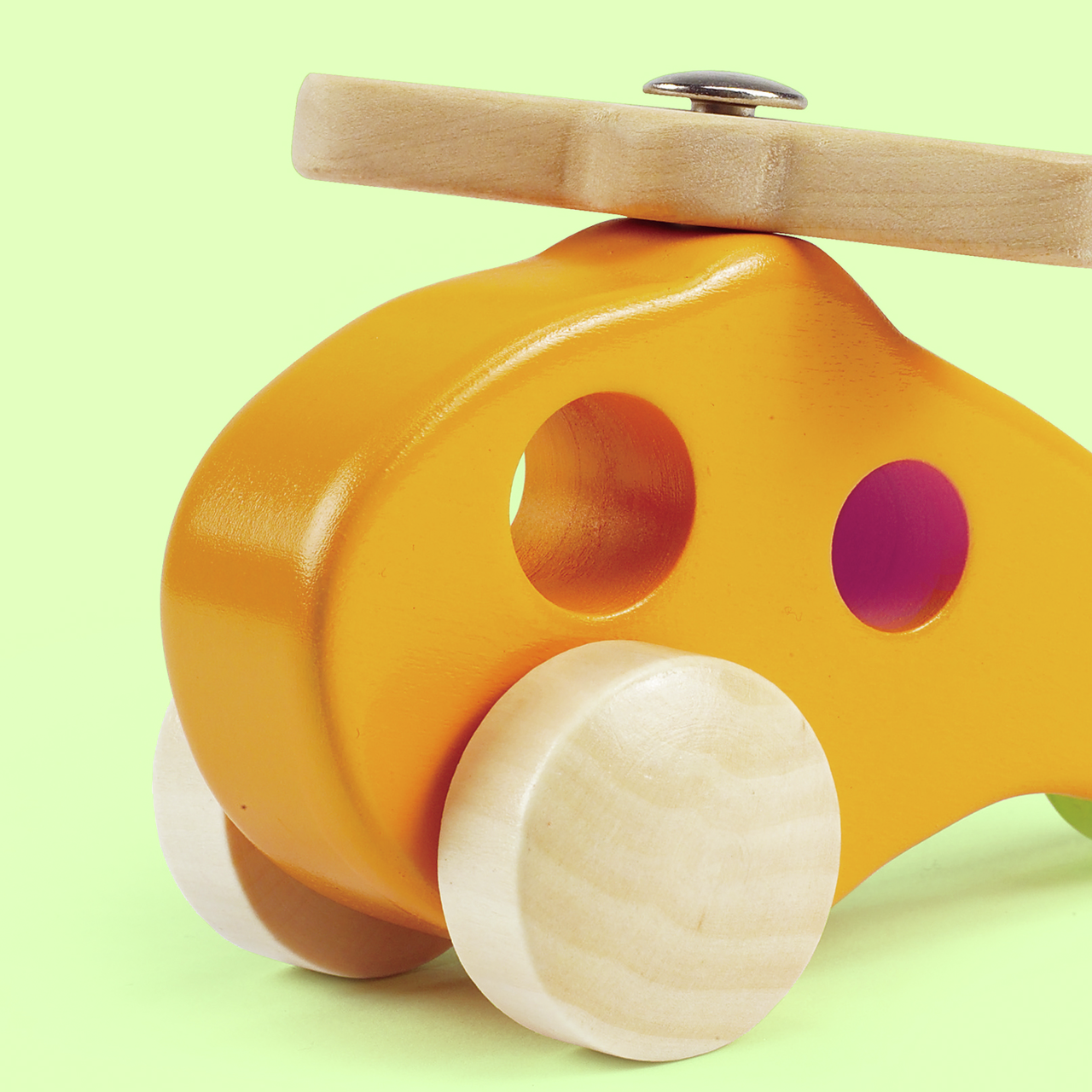 Petit hélicoptère en bois Petit hélicoptère en bois