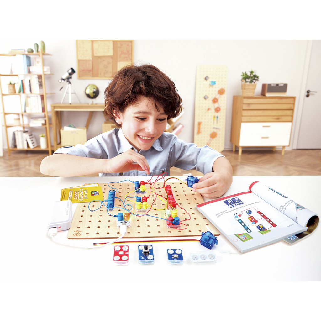 Circuit Explorer Boost 47 pcs