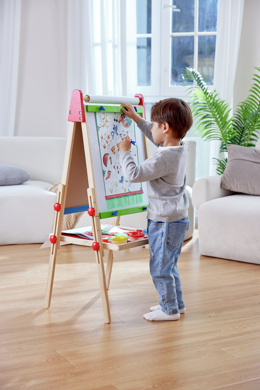 Coffret artistique : alphabet et chiffres à tracer Coffret artistique : alphabet et chiffres à tracer