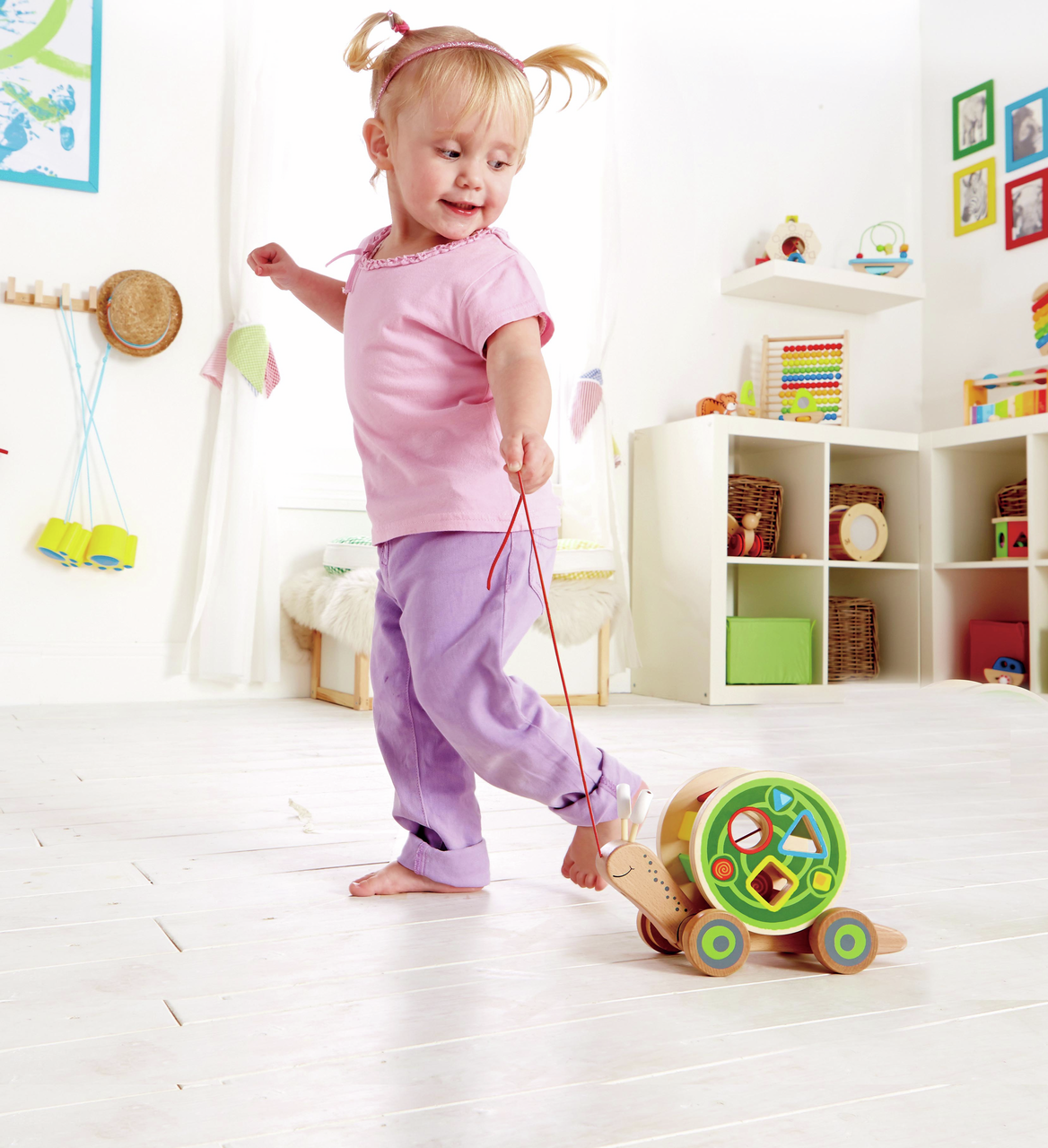 Escargot trieur de formes à promener Escargot trieur de formes à promener